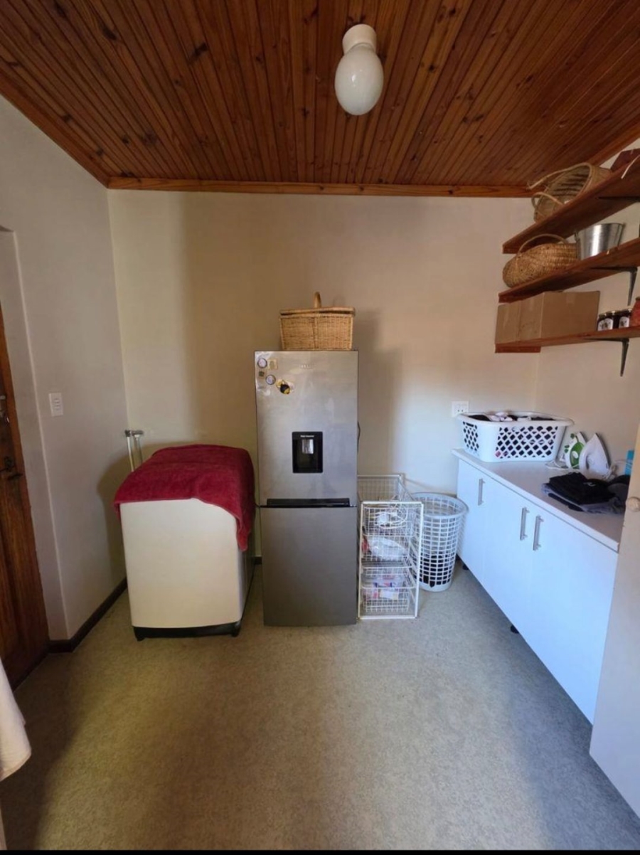 3 Bedroom Property for Sale in Wavecrest Eastern Cape